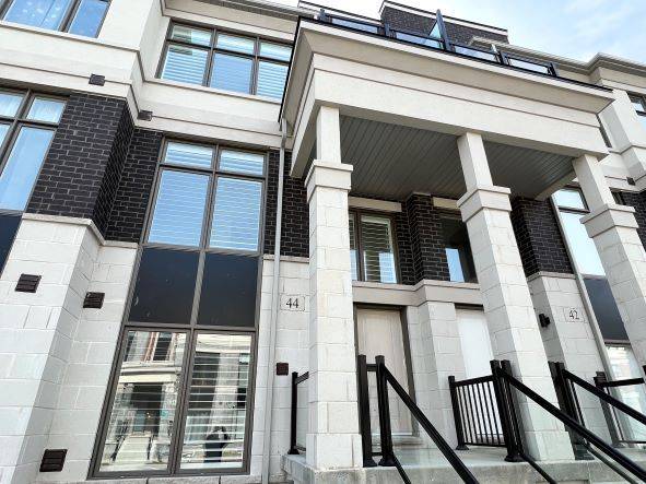 Markham, ON L6E 0V4,44 Armillo PL