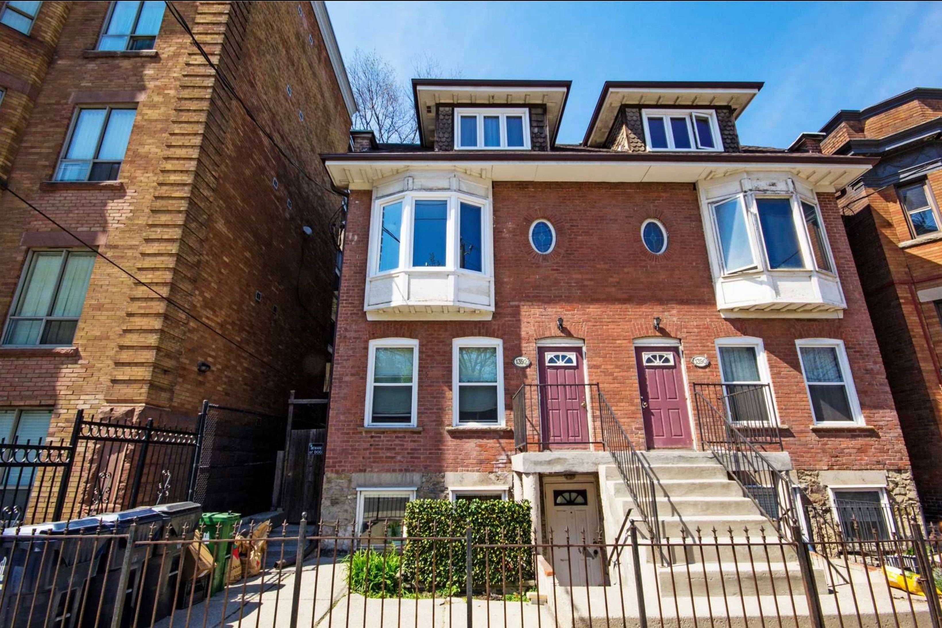 Toronto W01, ON M6K 1H5,Unit 4 - 1392 King ST W