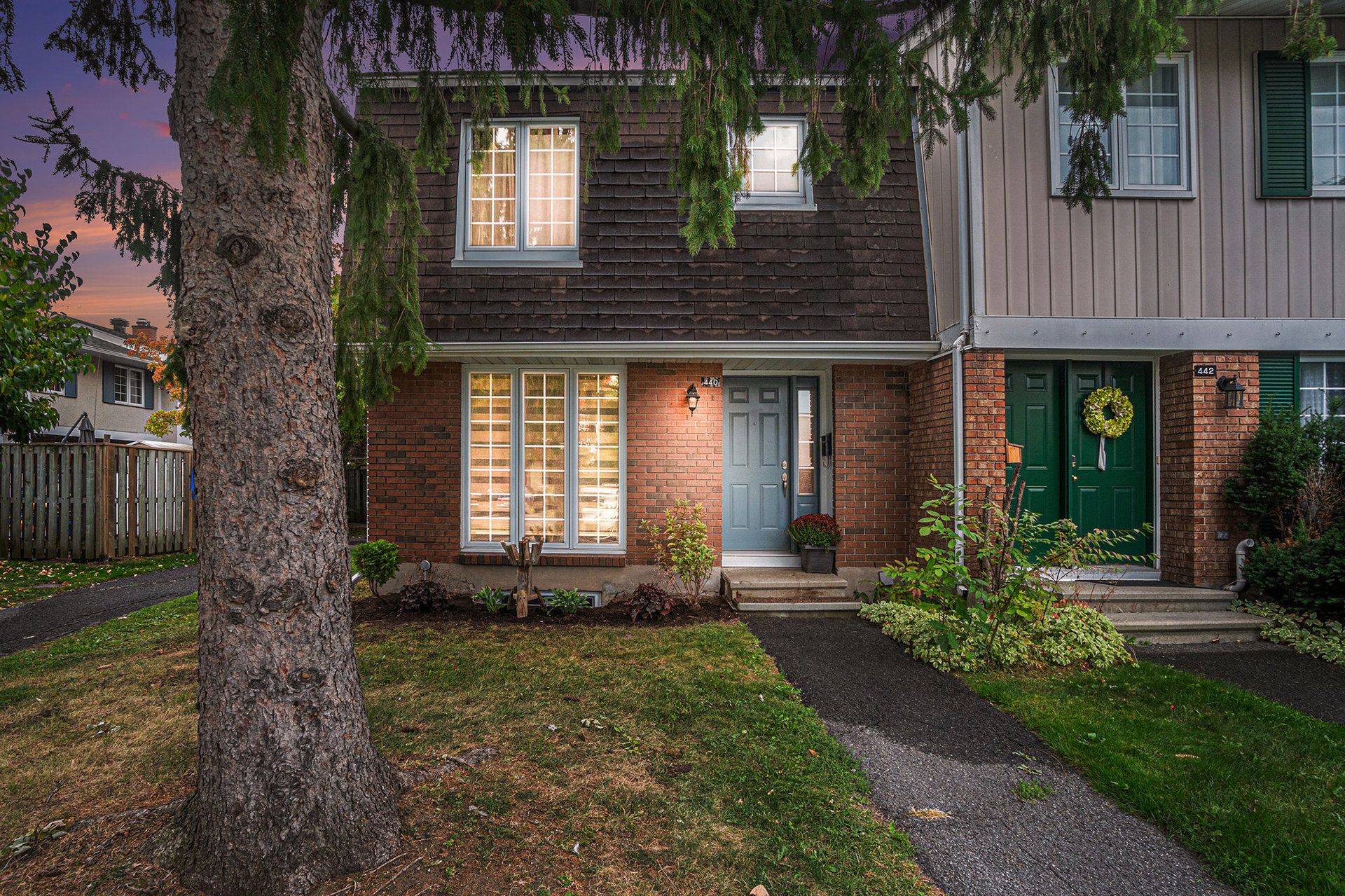 Mooneys Bay - Carleton Heights And Area, ON K2C 3M9,440 Kintyre Private #218