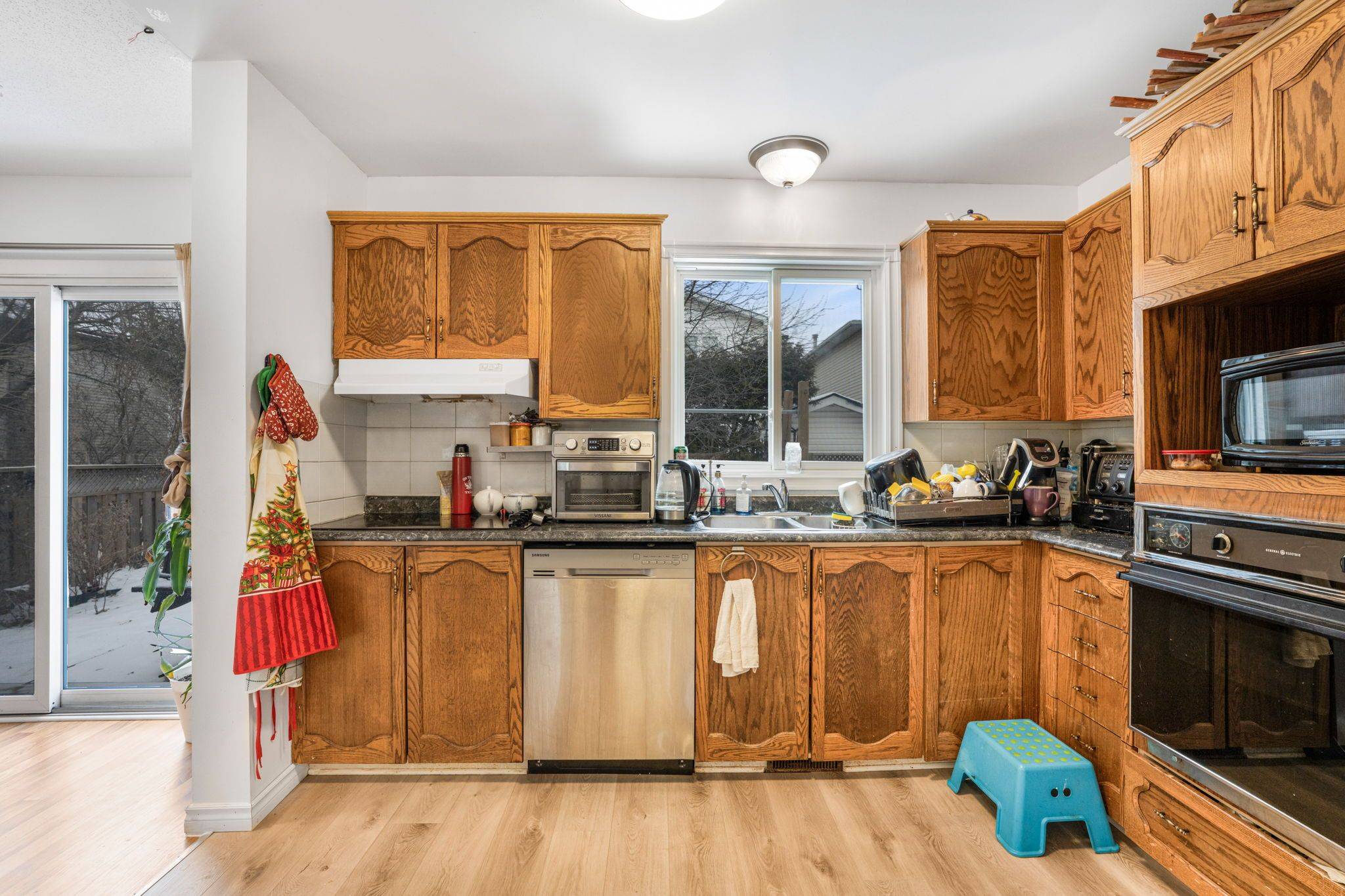 Orleans - Cumberland And Area, ON K4A 2R6,677 Mathieu WAY