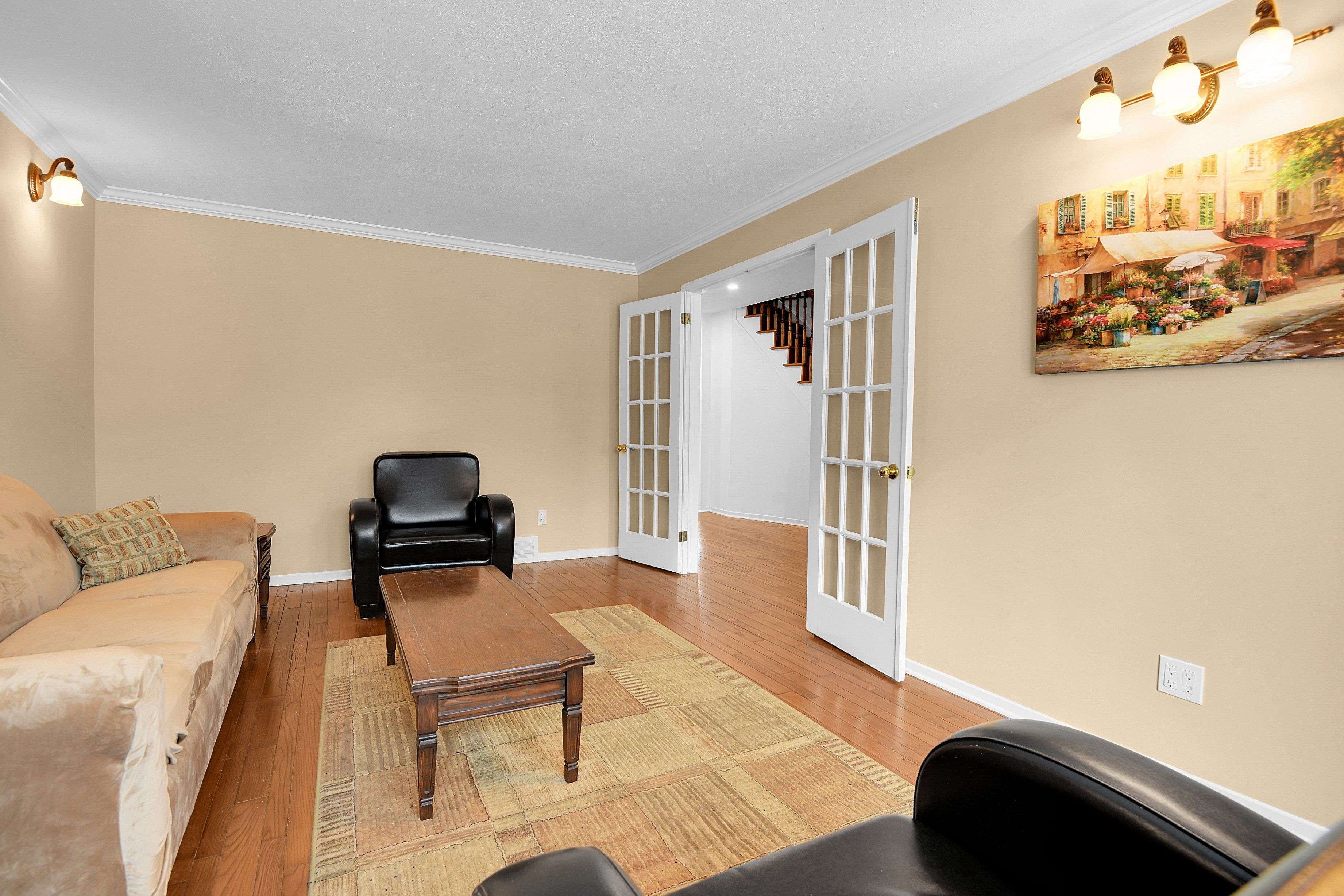 Orleans - Convent Glen And Area, ON K1C 5C5,1646 Sunview DR