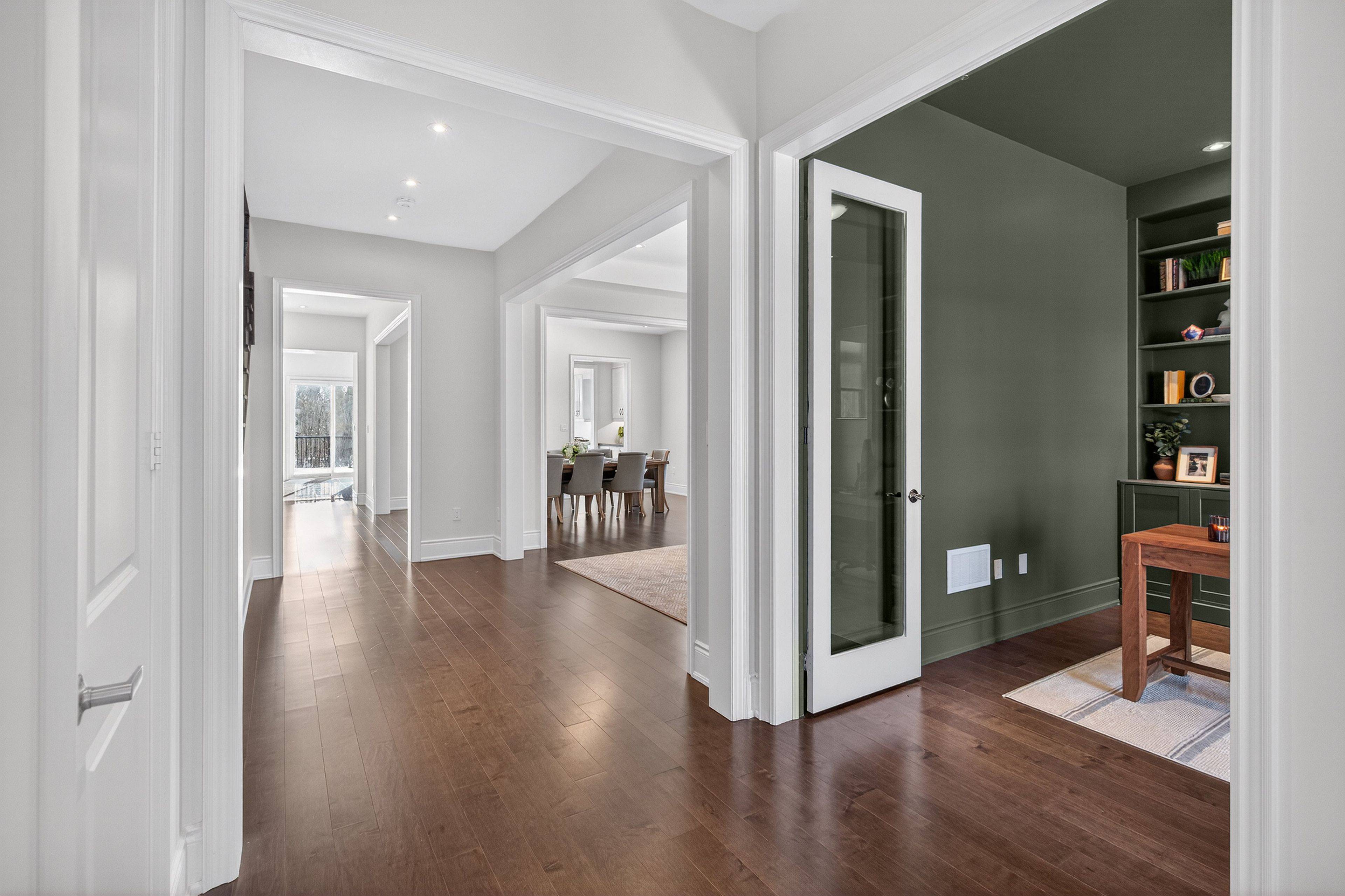 Hamilton, ON L8B 2A1,90 Smokey Hollow PL