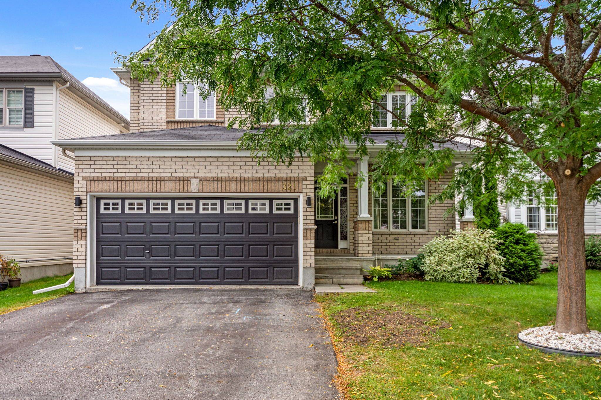 Stittsville - Munster - Richmond, ON K2S 2H6,321 Upcountry DR