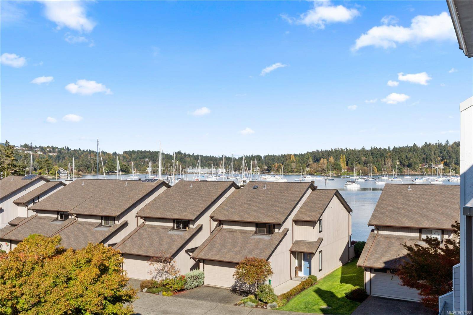 Sidney, BC V8L 3H6,10459 Resthaven Dr #118