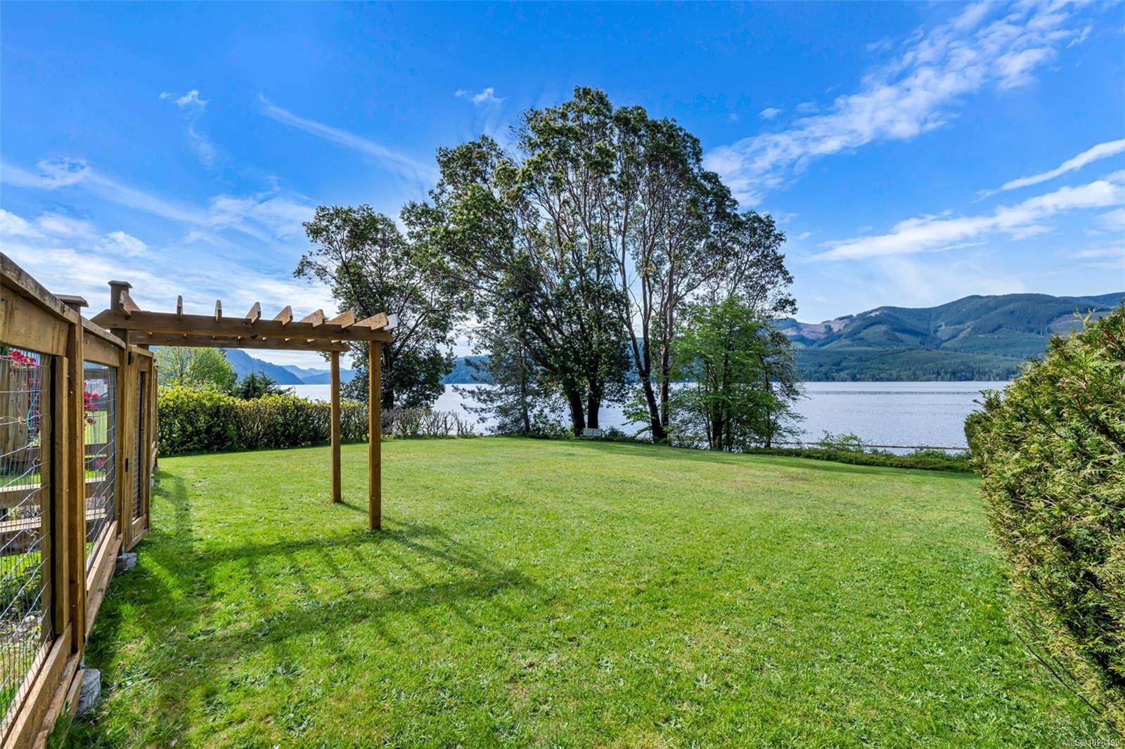 Youbou, BC V0R 3E1,10684 Alder Cres