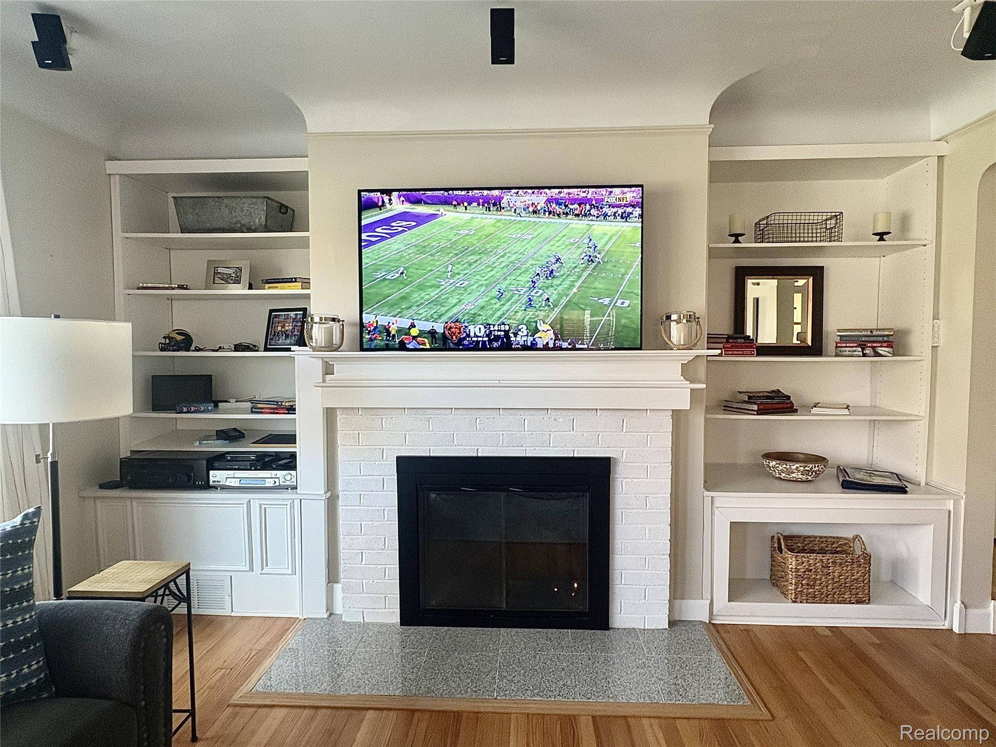 Ann Arbor, MI 48103,1524 Marian AVE