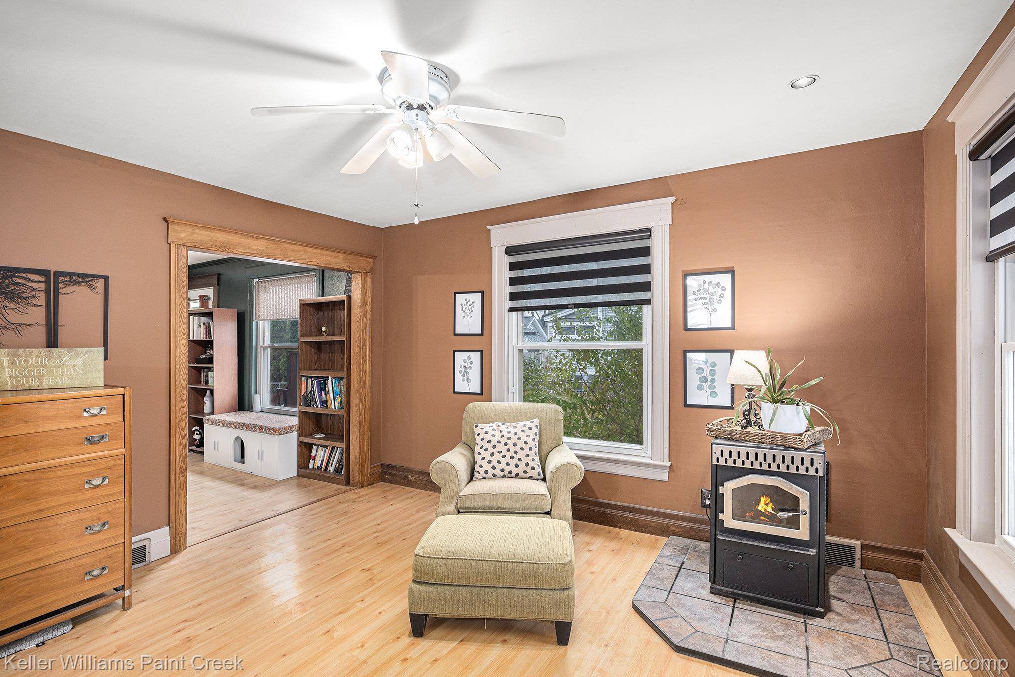 Lake Orion, MI 48362,325 West Flint ST