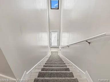 Royal Oak, MI 48067,105 N Laurel ST #D