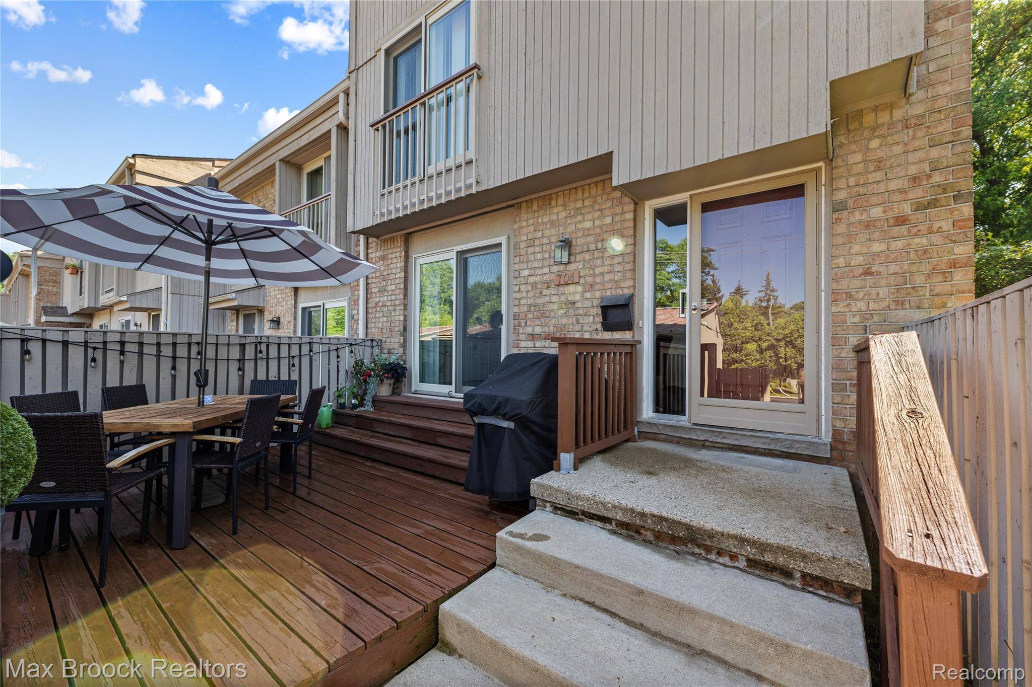 Rochester Hills, MI 48307,704 Oak Brook Ridge DR