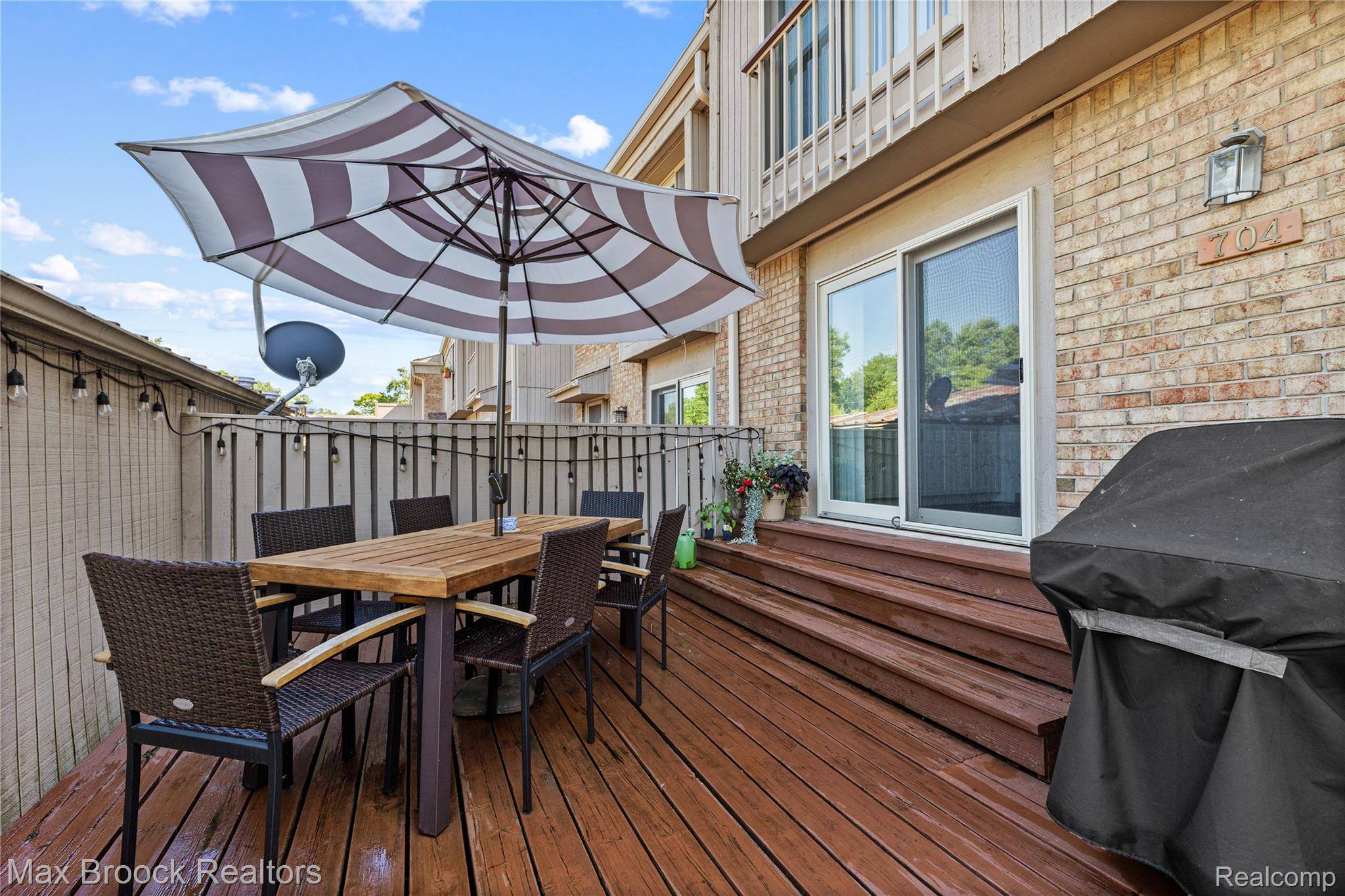 Rochester Hills, MI 48307,704 Oak Brook Ridge DR