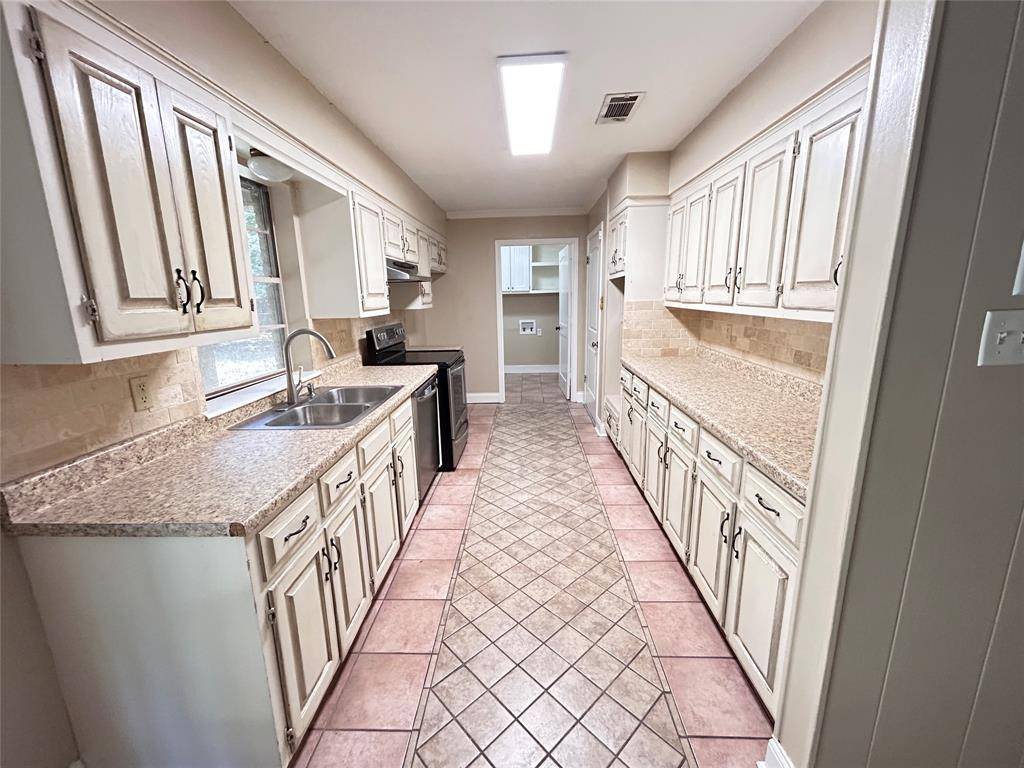 Sulphur Springs, TX 75482,1211 Georgia Street