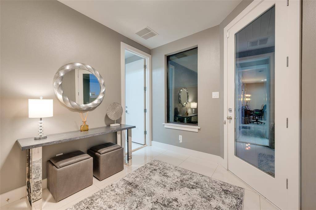 Dallas, TX 75219,3815 Throckmorton Street