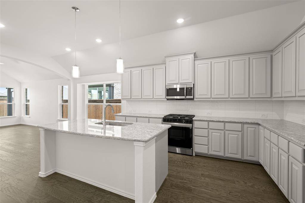 Joshua, TX 76058,7745 Gatevine Avenue