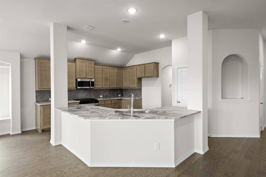 Joshua, TX 76058,7716 Oakmeade Street