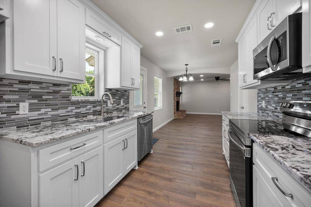 Bedford, TX 76021,2700 Shady Grove Drive