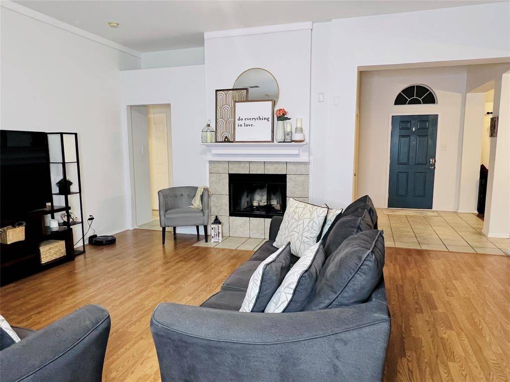 Garland, TX 75043,313 Havenwood Lane