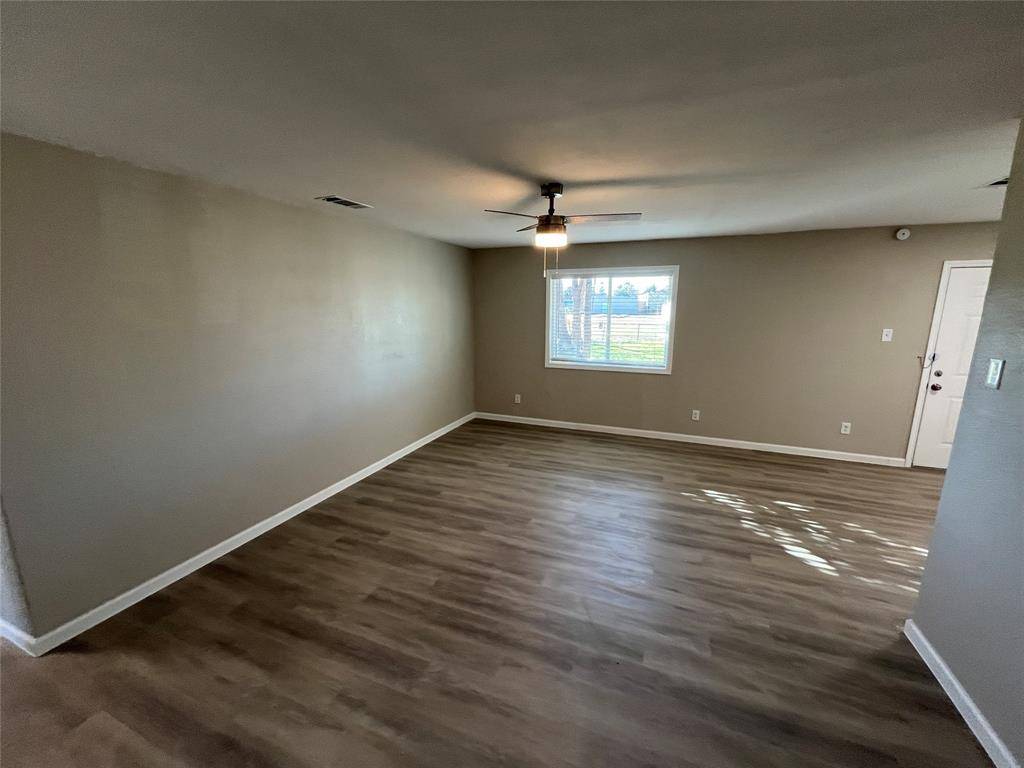 Dallas, TX 75217,10222 Oak Gate Lane