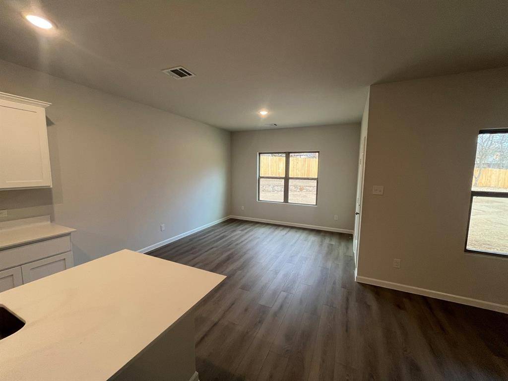 Denison, TX 75020,3871 Rose Hill Court