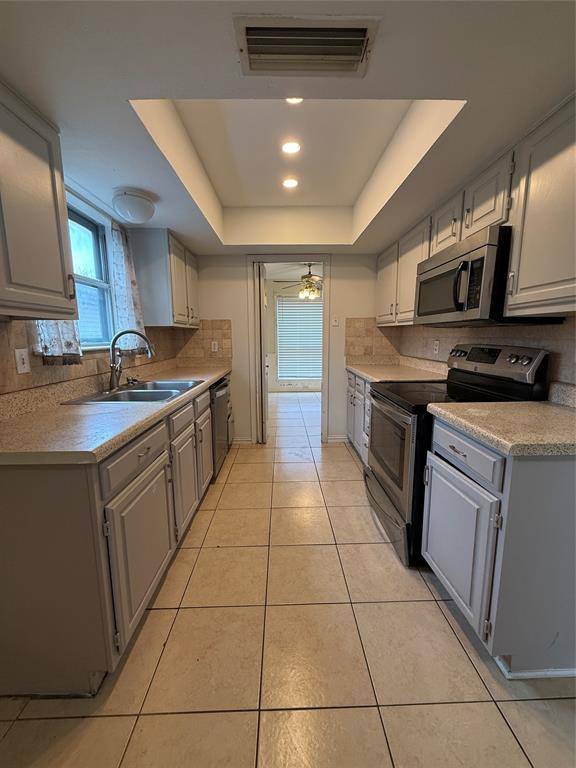 Mesquite, TX 75150,610 Via Corona