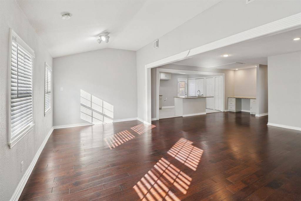 Irving, TX 75062,3109 Parker Street