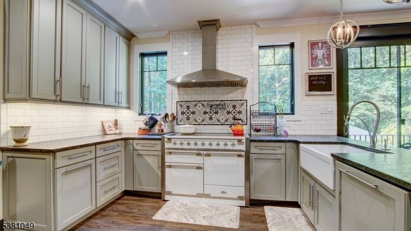 South Brunswick Twp., NJ 08512,119 Broadway Rd