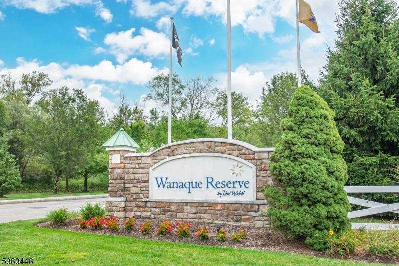 Wanaque Boro, NJ 07465,1116 Warrens Way