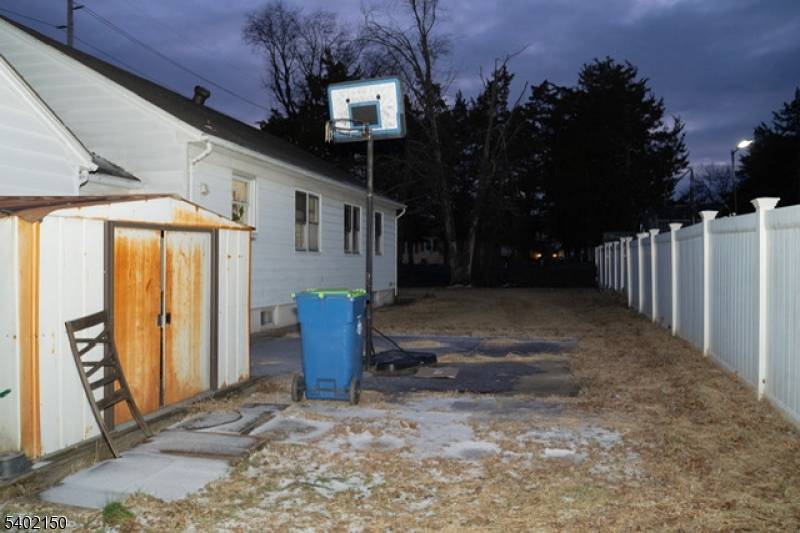 Franklin Twp., NJ 08873,210 Franklin Blvd