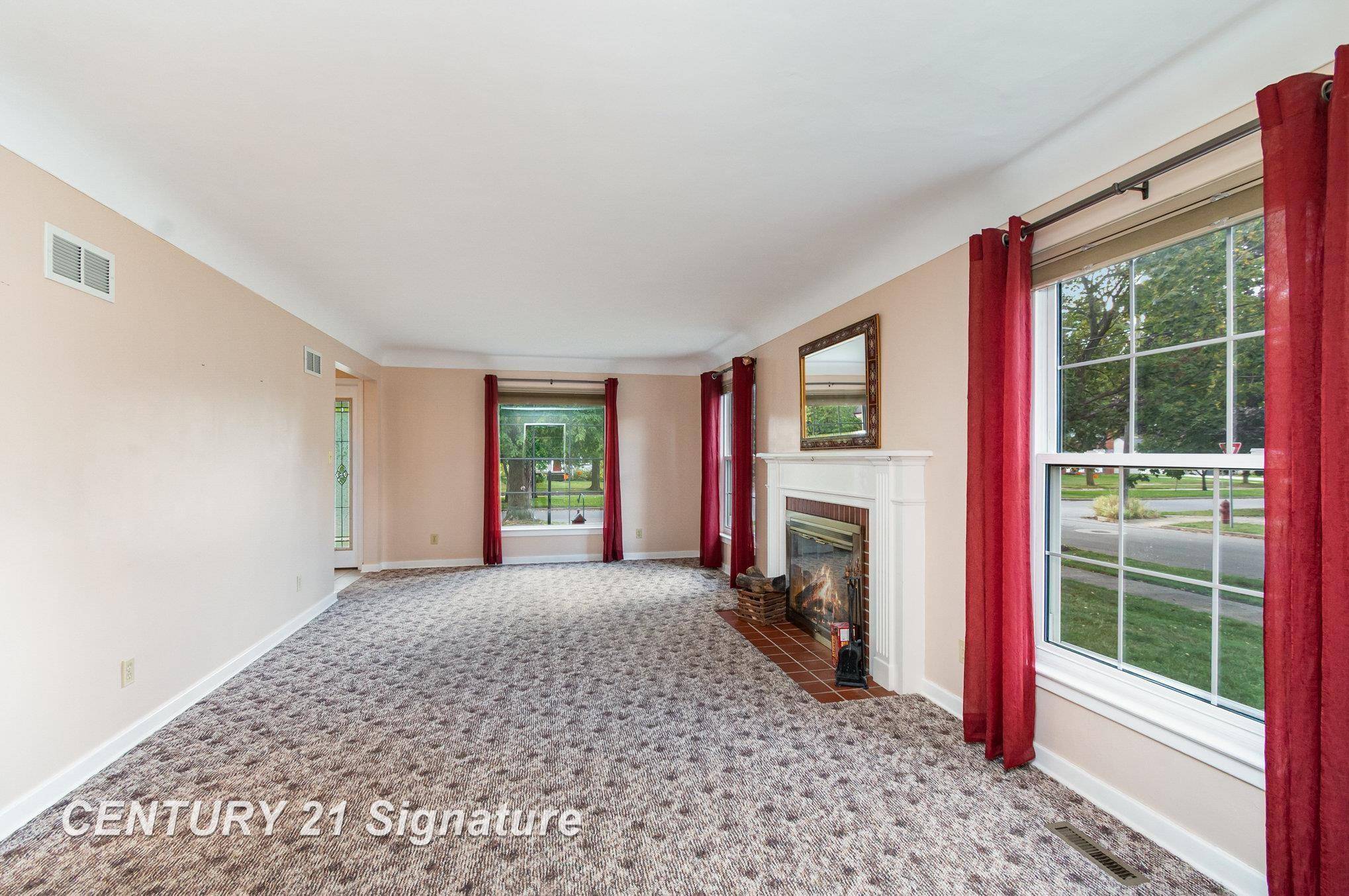 Saginaw, MI 48602,2322 Adams BLVD