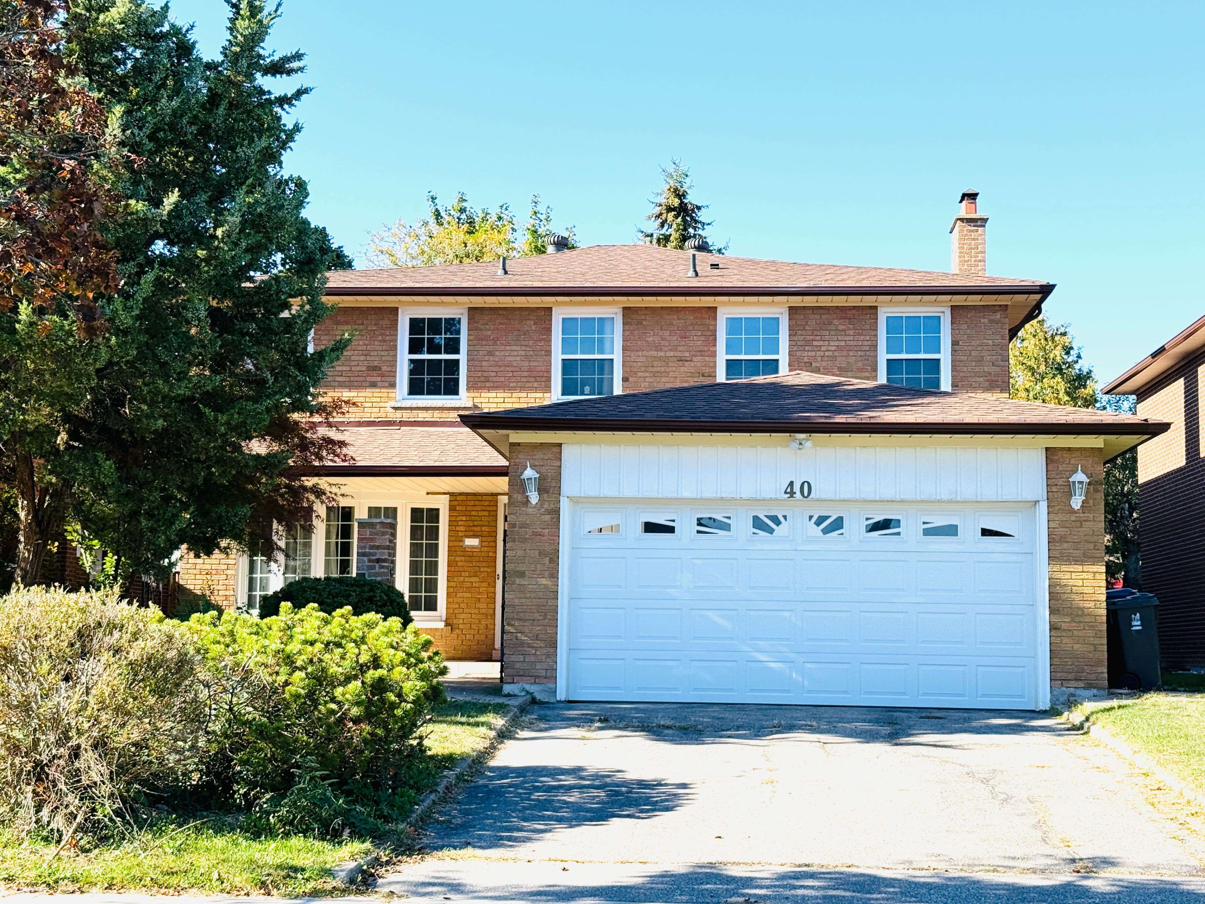 Toronto C15, ON M2M 2Y9,40 Rockland DR