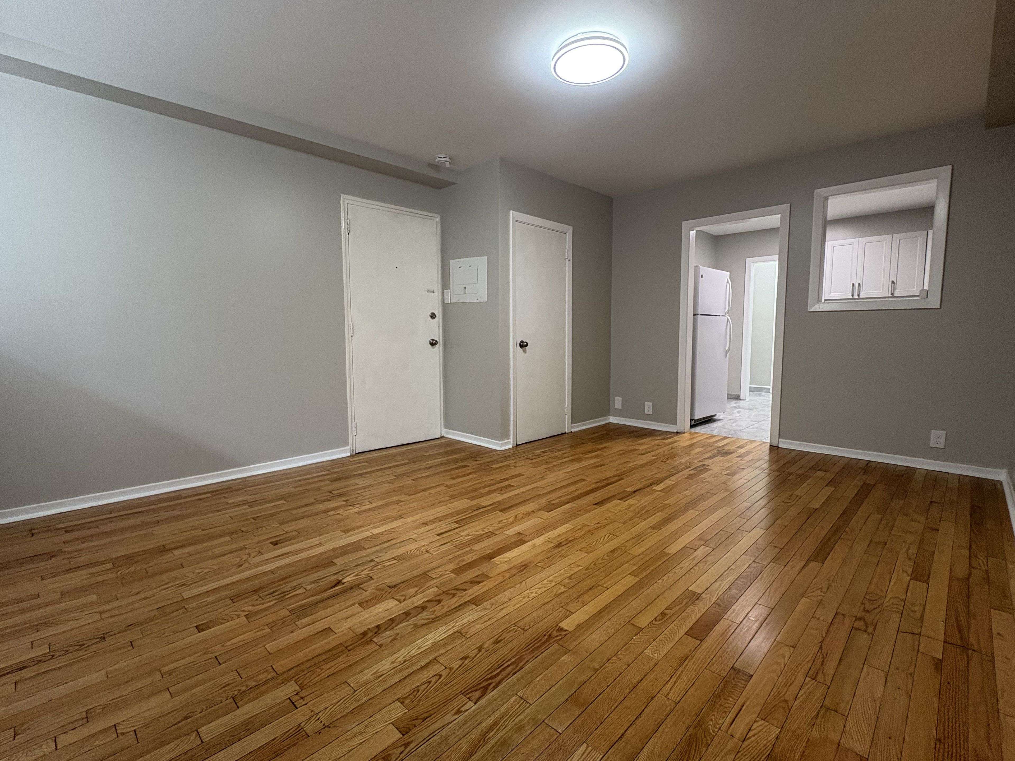 Toronto C06, ON M3H 4N9,233 Pannahill RD #Unit 1