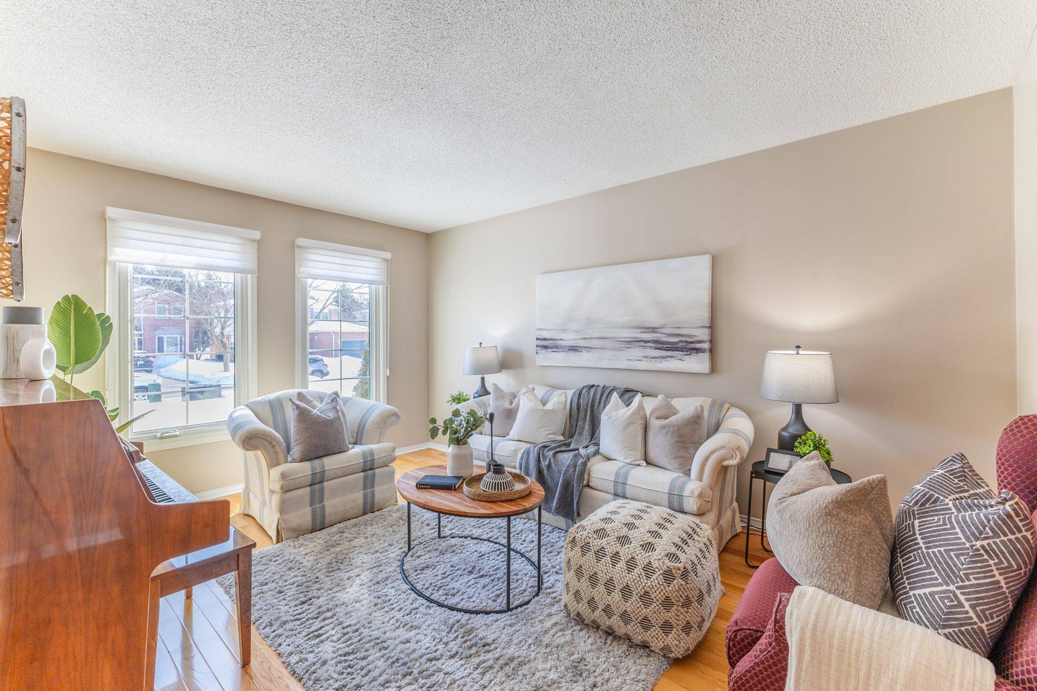 Whitby, ON L1N 9A1,10 Holden CT