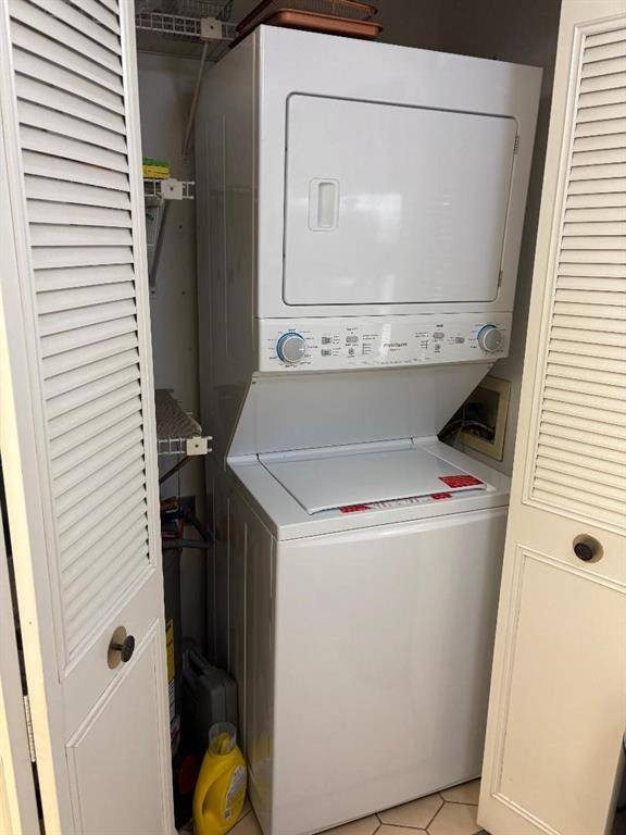 Margate, FL 33063,7431 NW 1st St #401