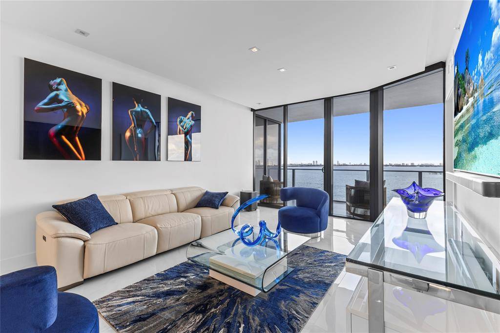 Miami, FL 33137,700 NE 24th St #705