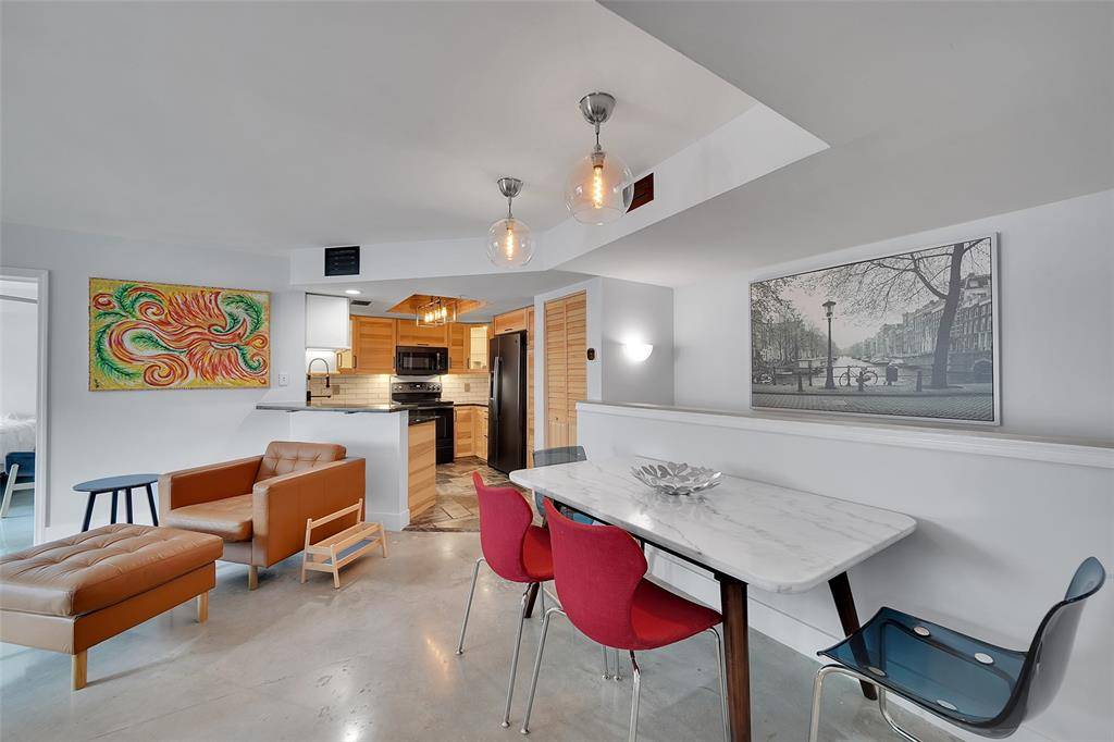 Fort Lauderdale, FL 33316,2021 SE 10th Ave #205