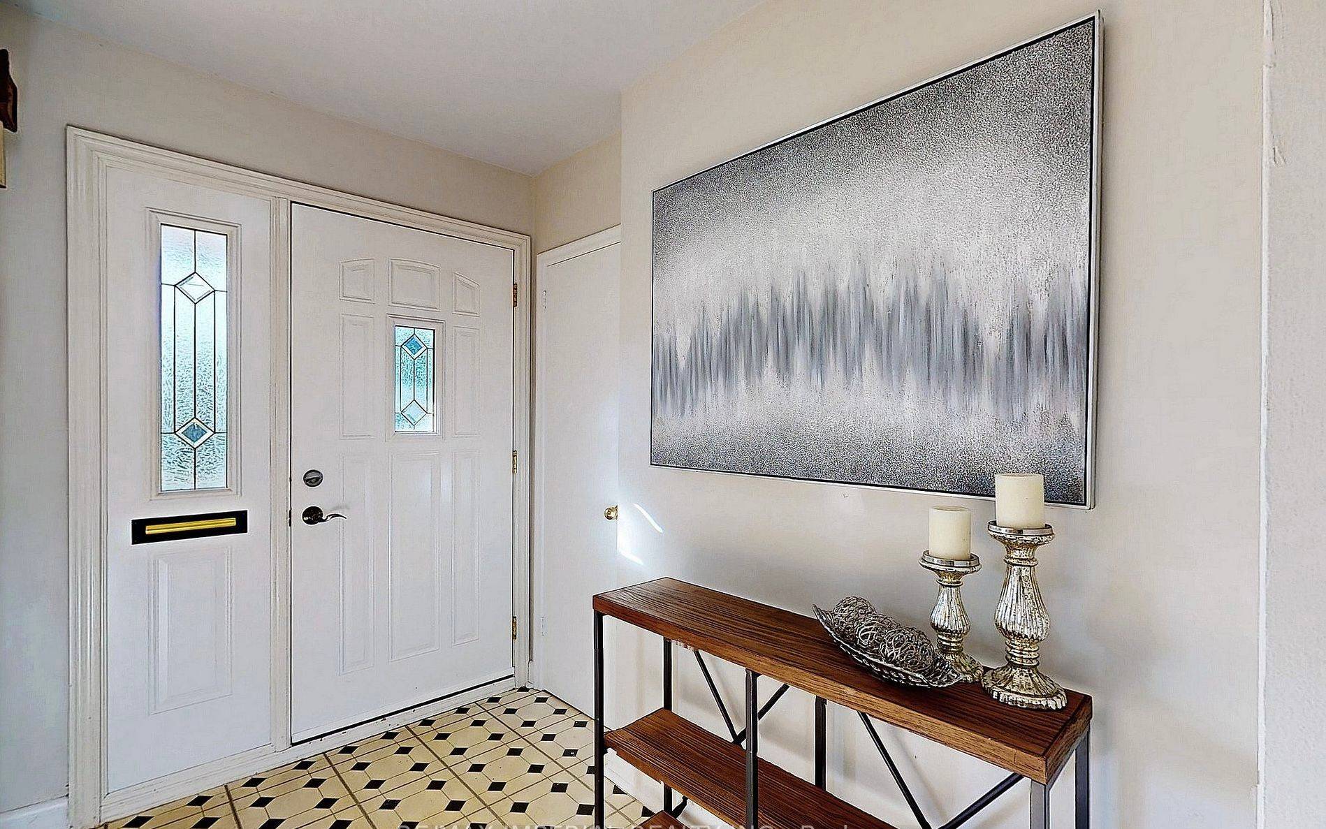 Richmond Hill, ON L4C 1R4,331 Boisdale AVE