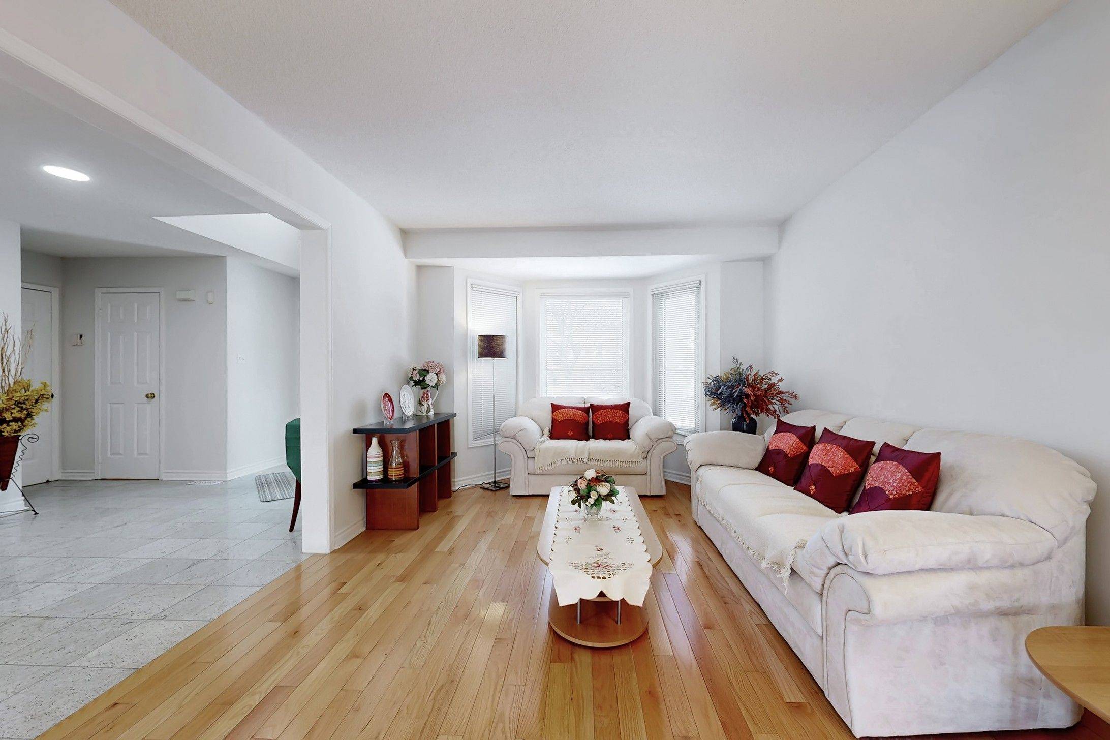 Markham, ON L3R 8K9,7 Lancashire RD