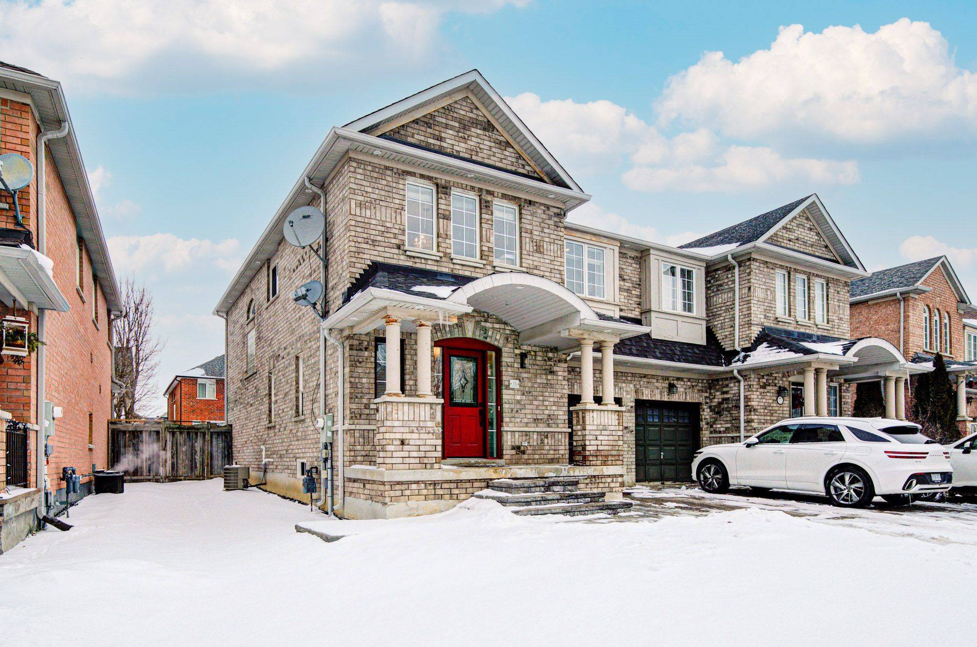 Aurora, ON L4G 7X3,73 Starr CRES