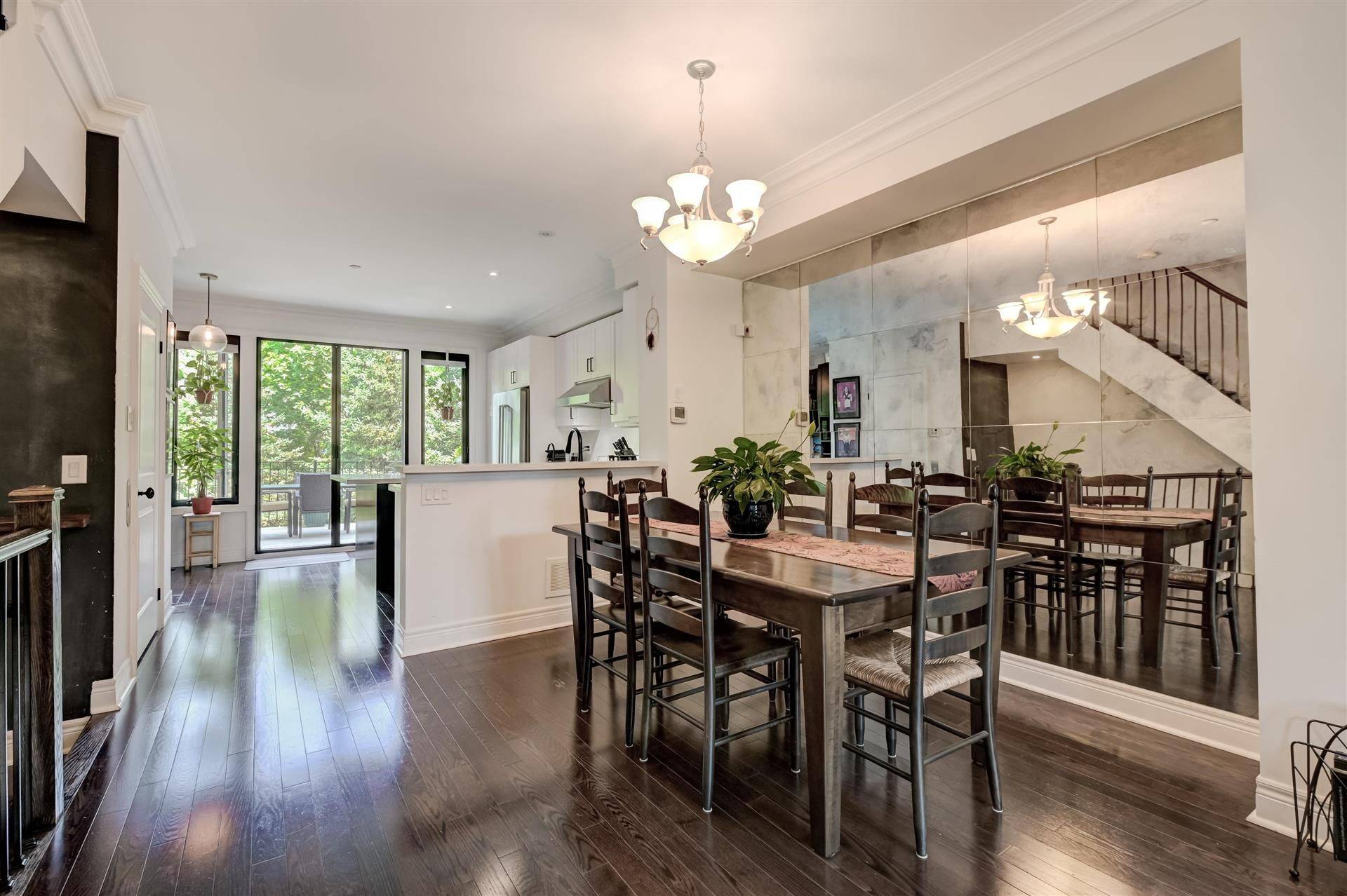 Vaughan, ON L4L 0C5,111 Powseland CRES