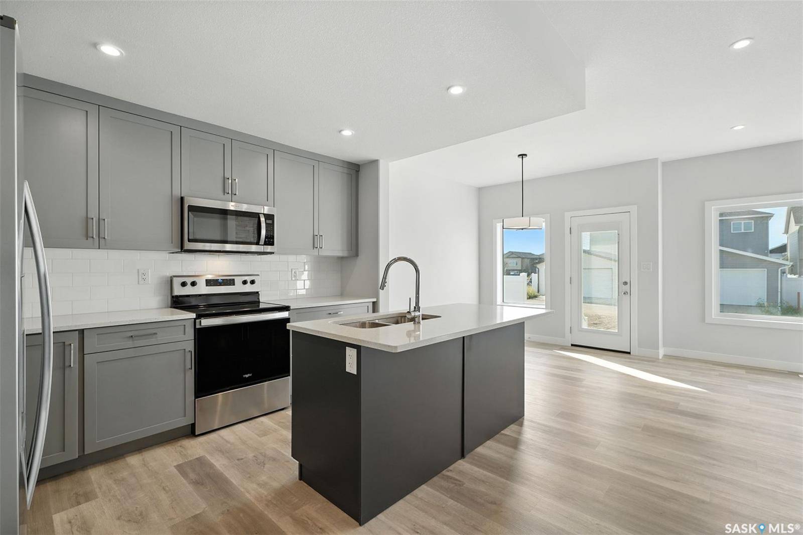 Saskatoon, SK S7W 1H9,510 Myles Heidt MANOR