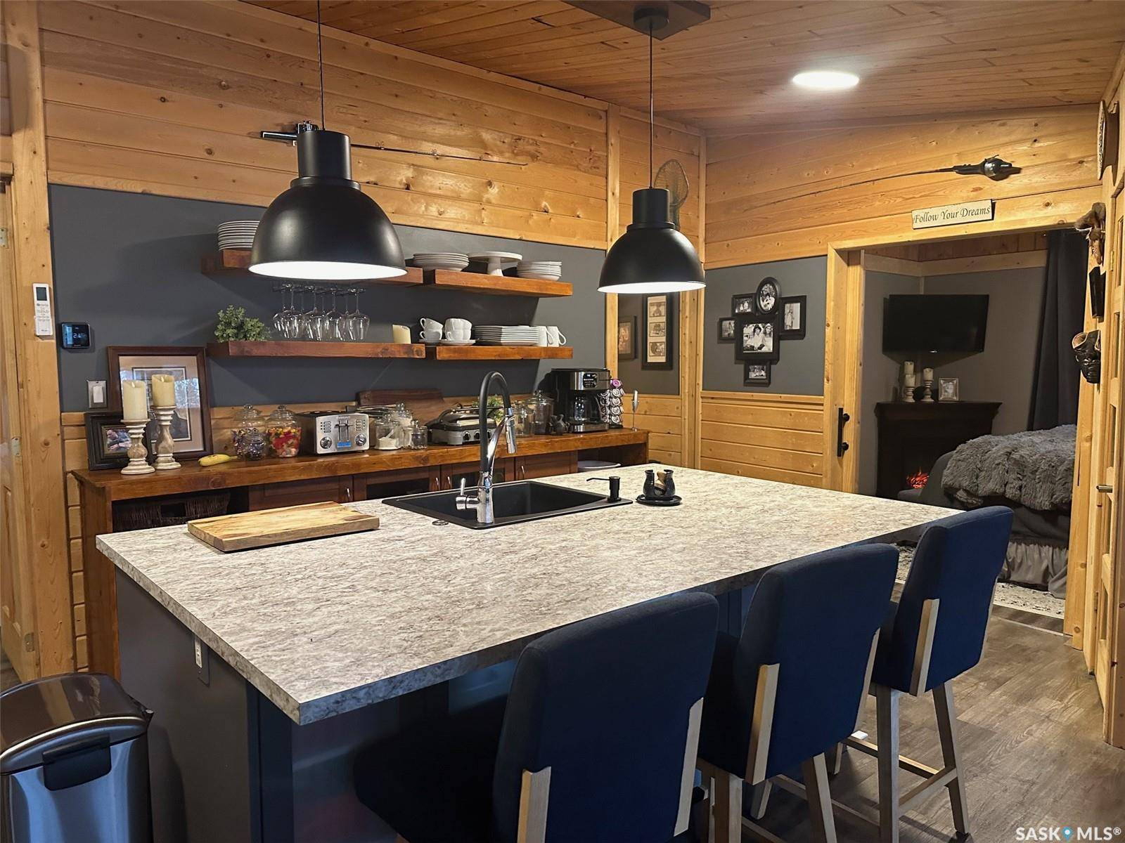 Missinipe, SK S0J 1L0,20 Fox STREET