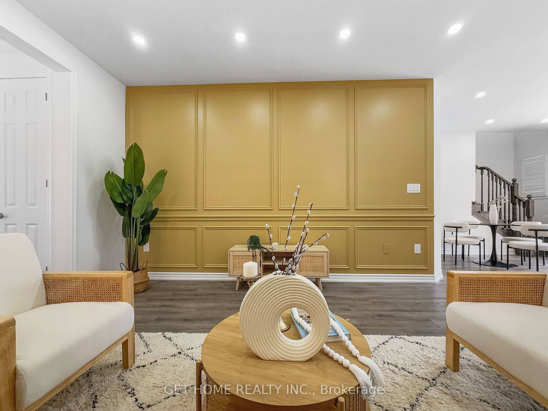 Milton, ON L9E 1S9,975 Whitlock AVE N #82 ,Upper