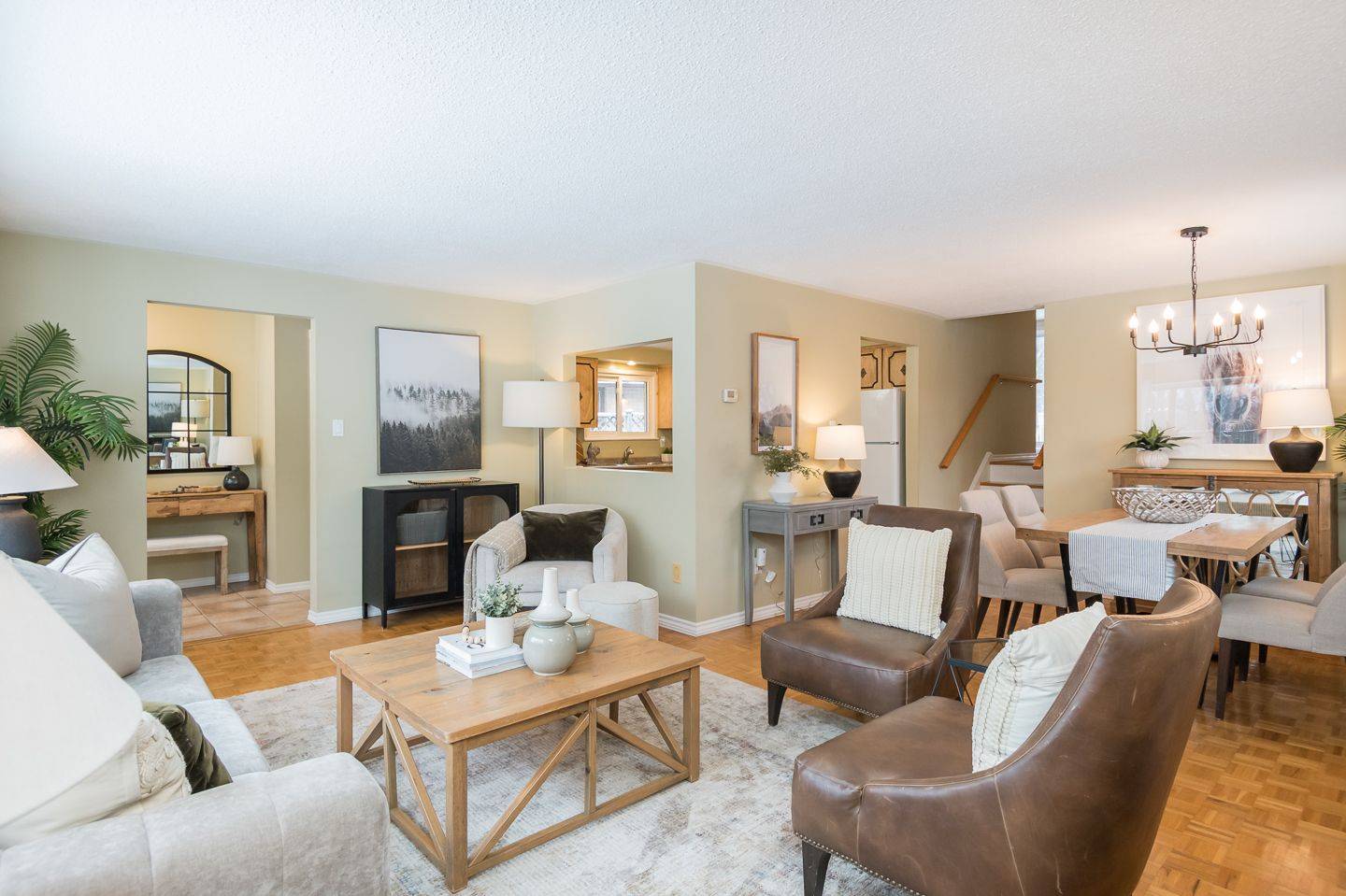 Milton, ON L9T 2Z2,65 Lorne Scots DR