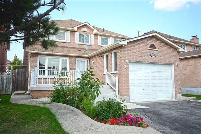 Brampton, ON L6W 4G2,31 Merganser CRES