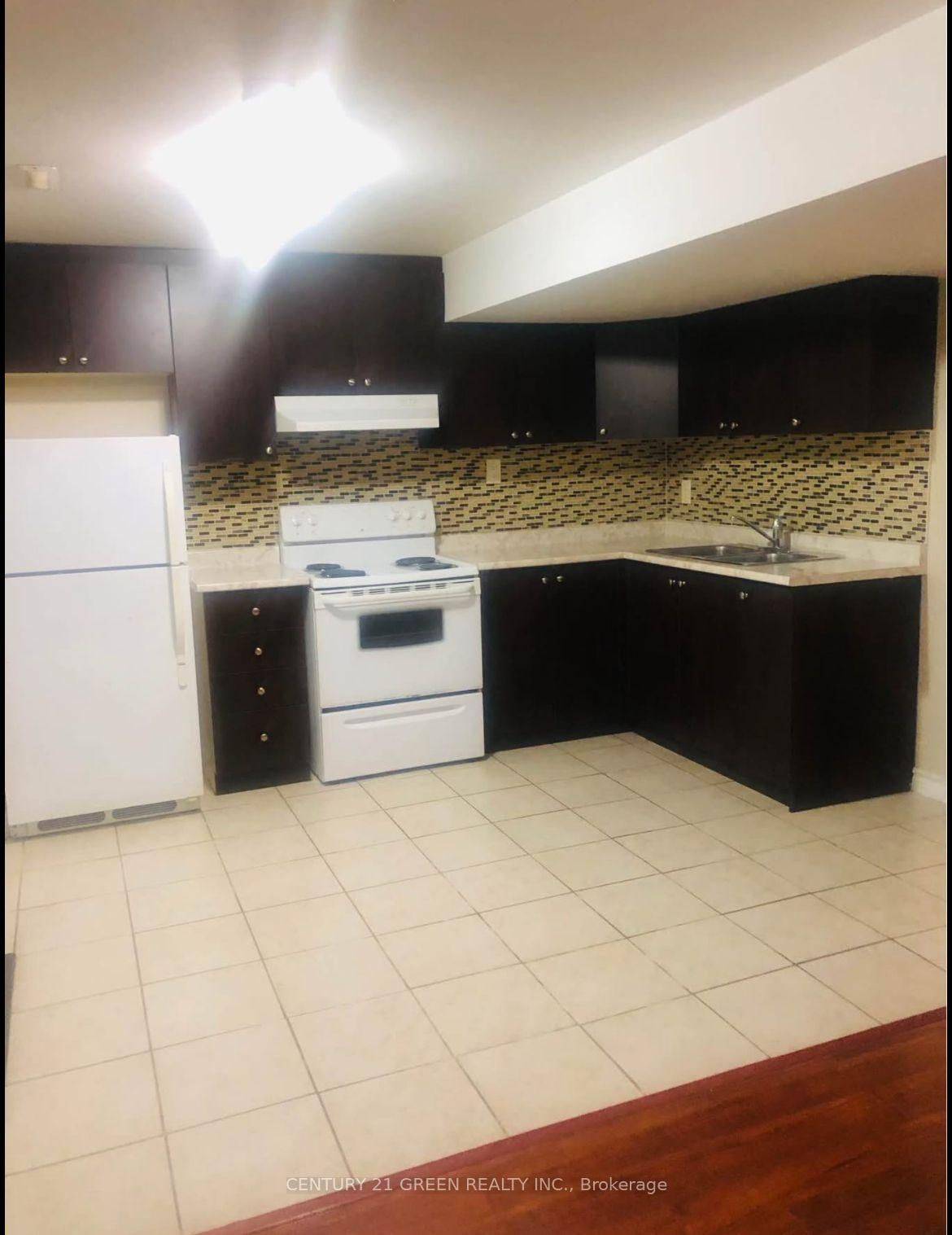 Mississauga, ON L5V 2H1,5623 Whitehorn AVE #BSMT