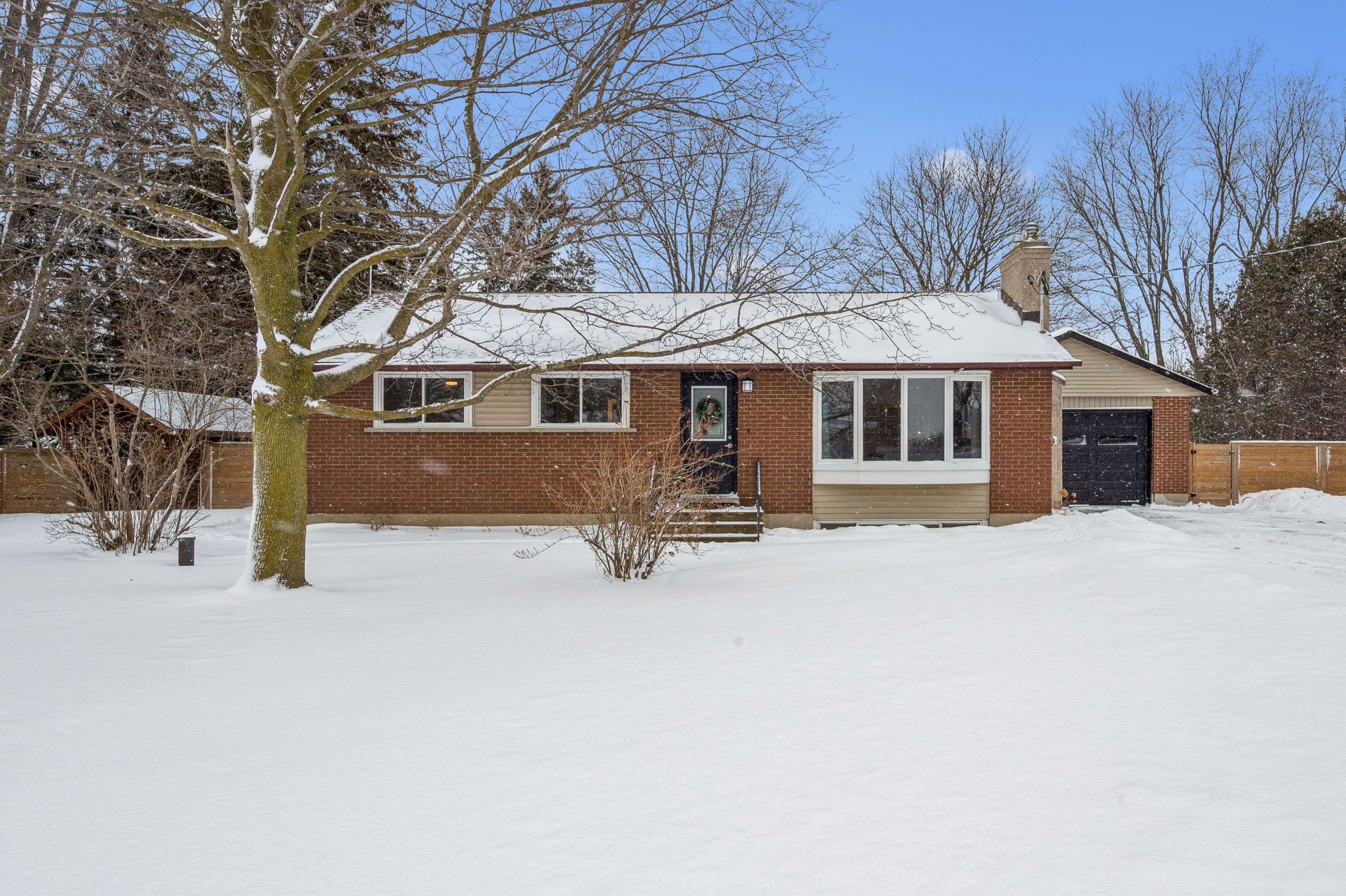 Guelph/eramosa, ON N1H 6J2,5863 Wellington Road 7 RD