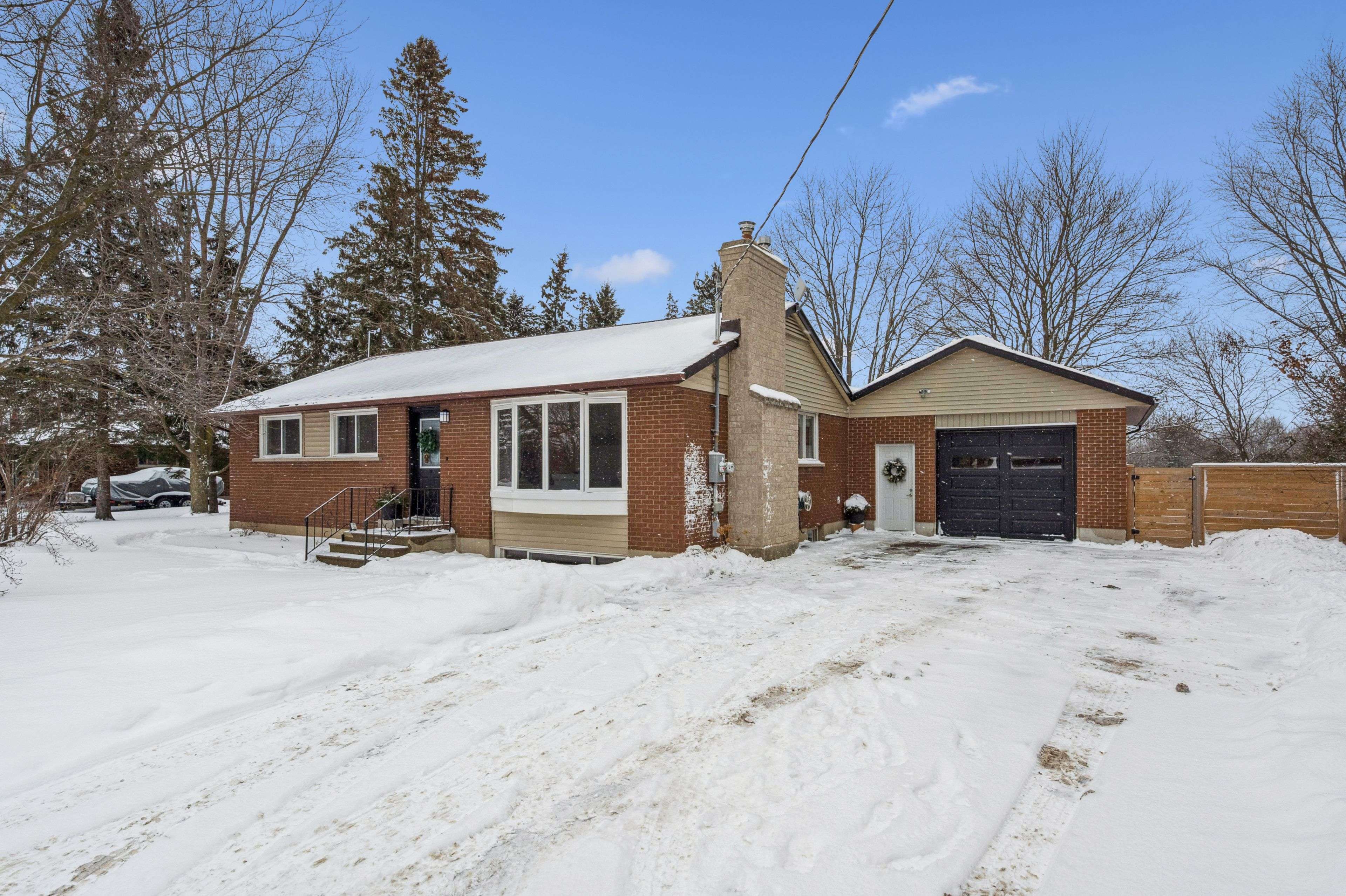 Guelph/eramosa, ON N1H 6J2,5863 Wellington Road 7 RD
