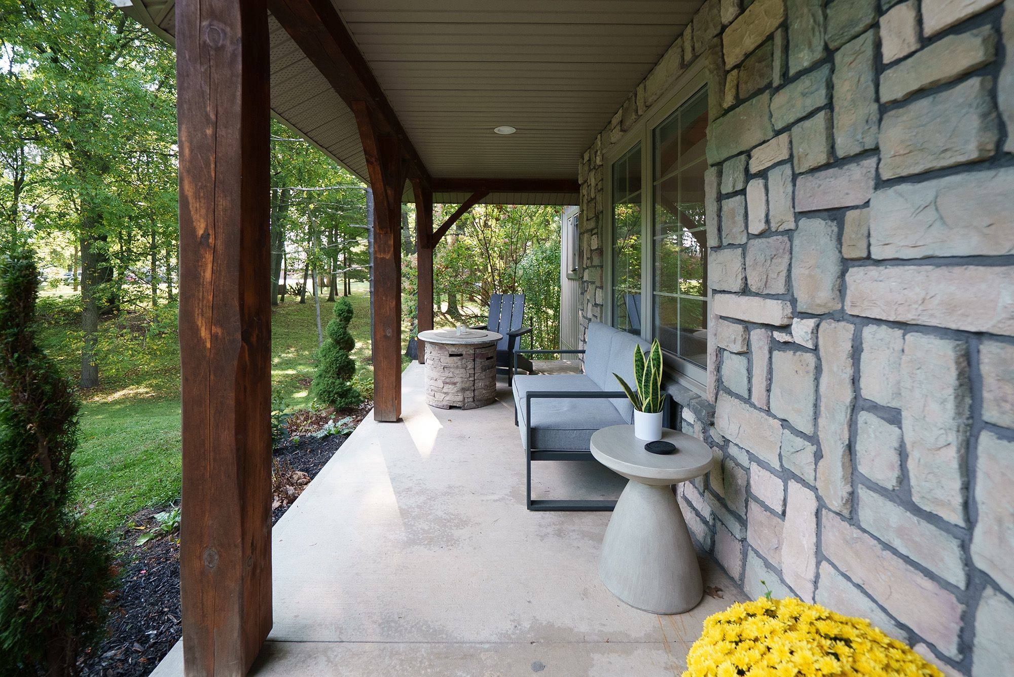 Tillsonburg, ON N4G 4G9,9 Michael's LN