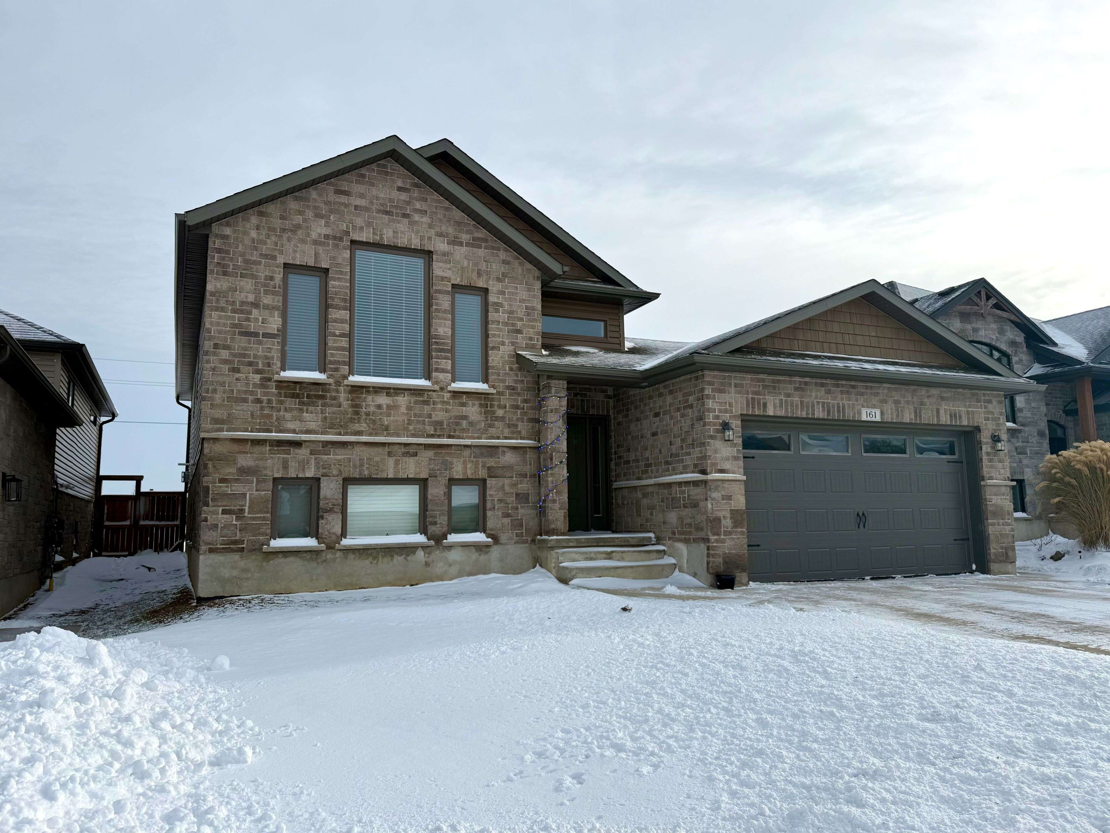 Hanover, ON N4N 0B5,161 17th Ave A N/A