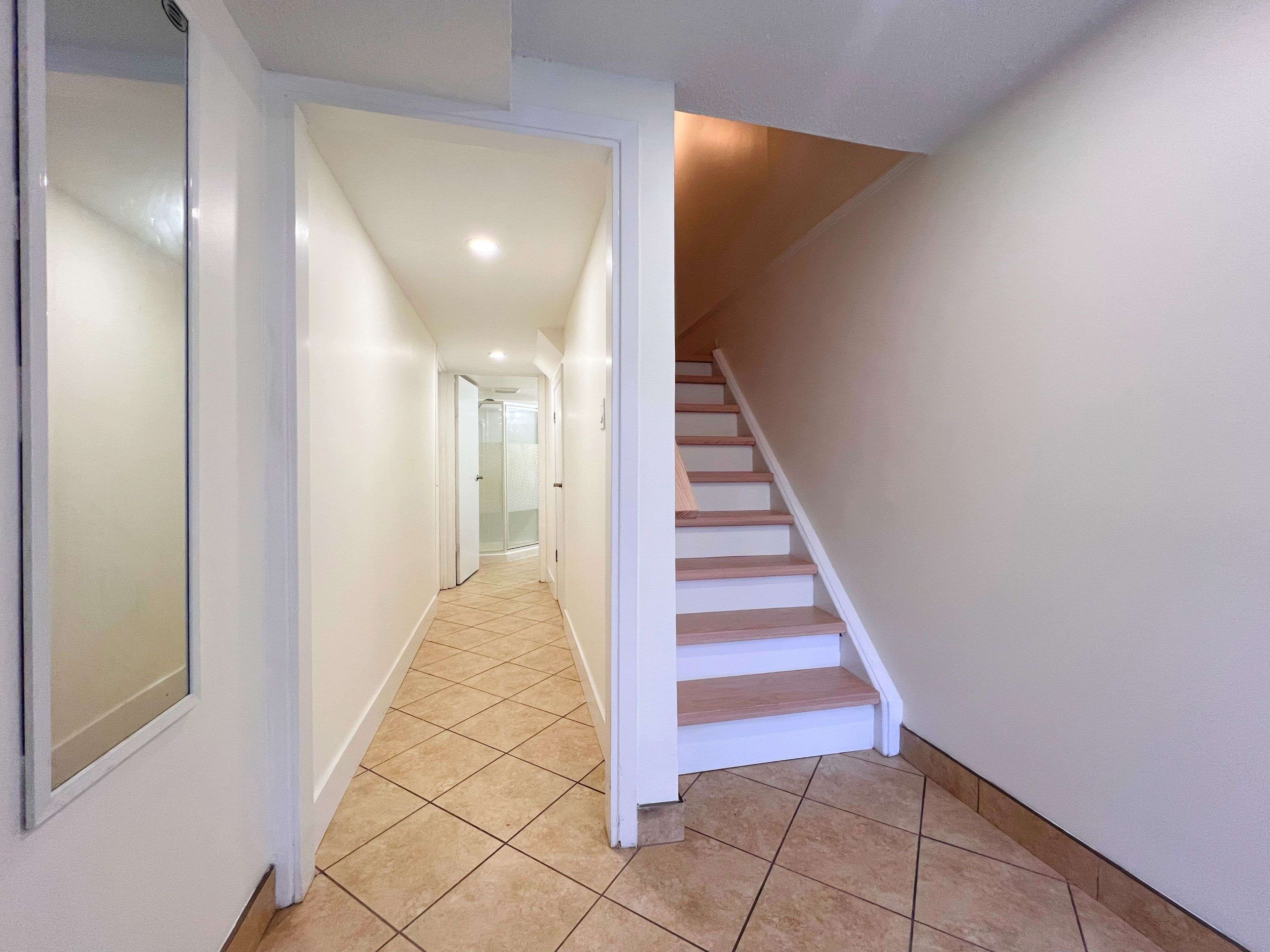 Kitchener, ON N2P 1L9,223 Pioneer DR #K75