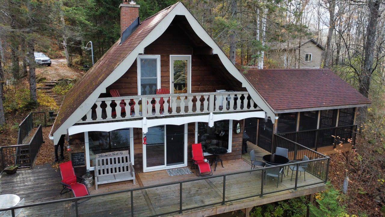 Dysart Et Al, ON K0M 1S0,1038 Broken Paddle RD